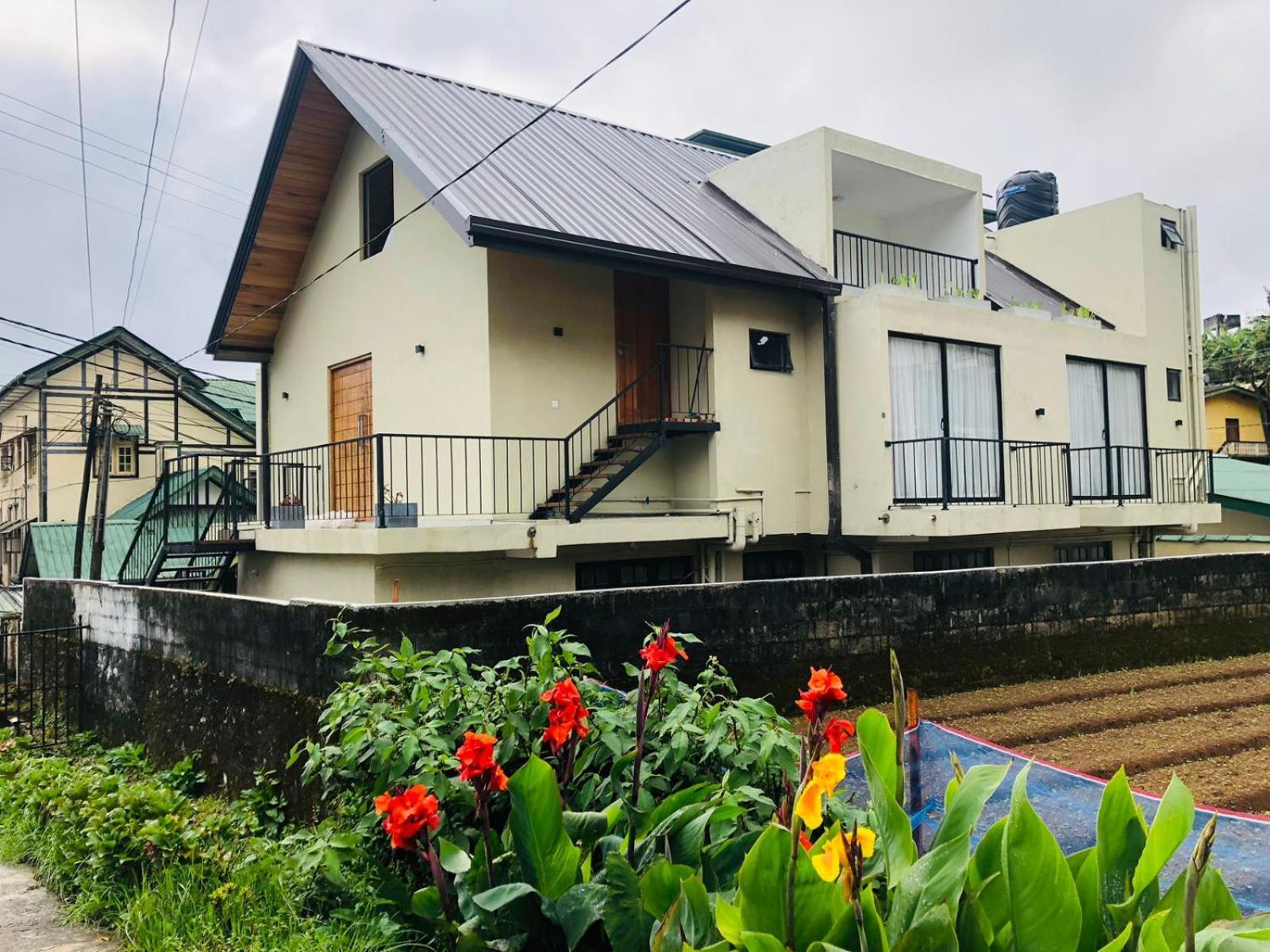 R21 Nuwara Eliya Hotel Buitenkant foto