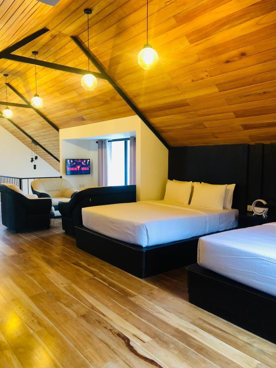 R21 Nuwara Eliya Hotel Buitenkant foto