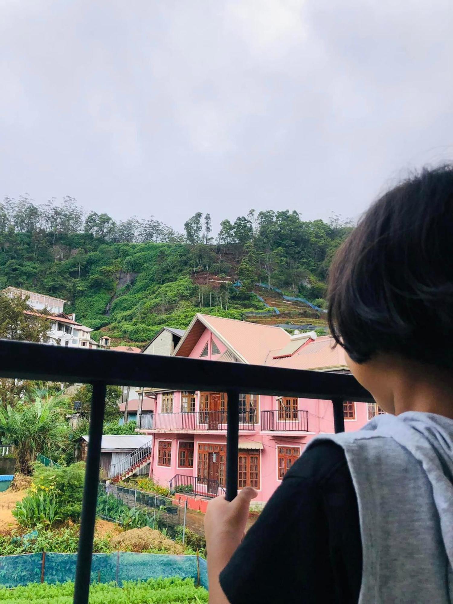 R21 Nuwara Eliya Hotel Buitenkant foto