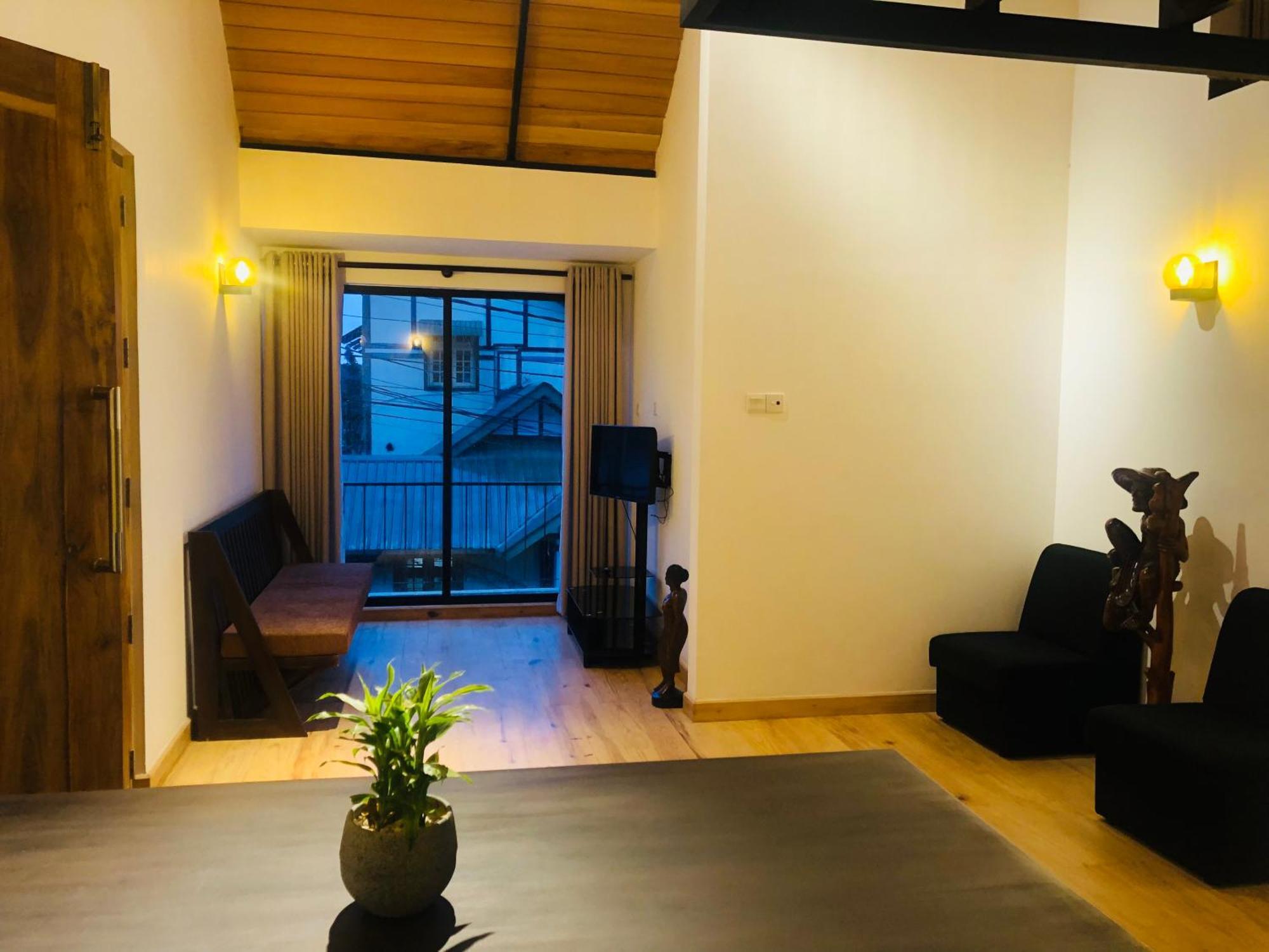R21 Nuwara Eliya Hotel Buitenkant foto