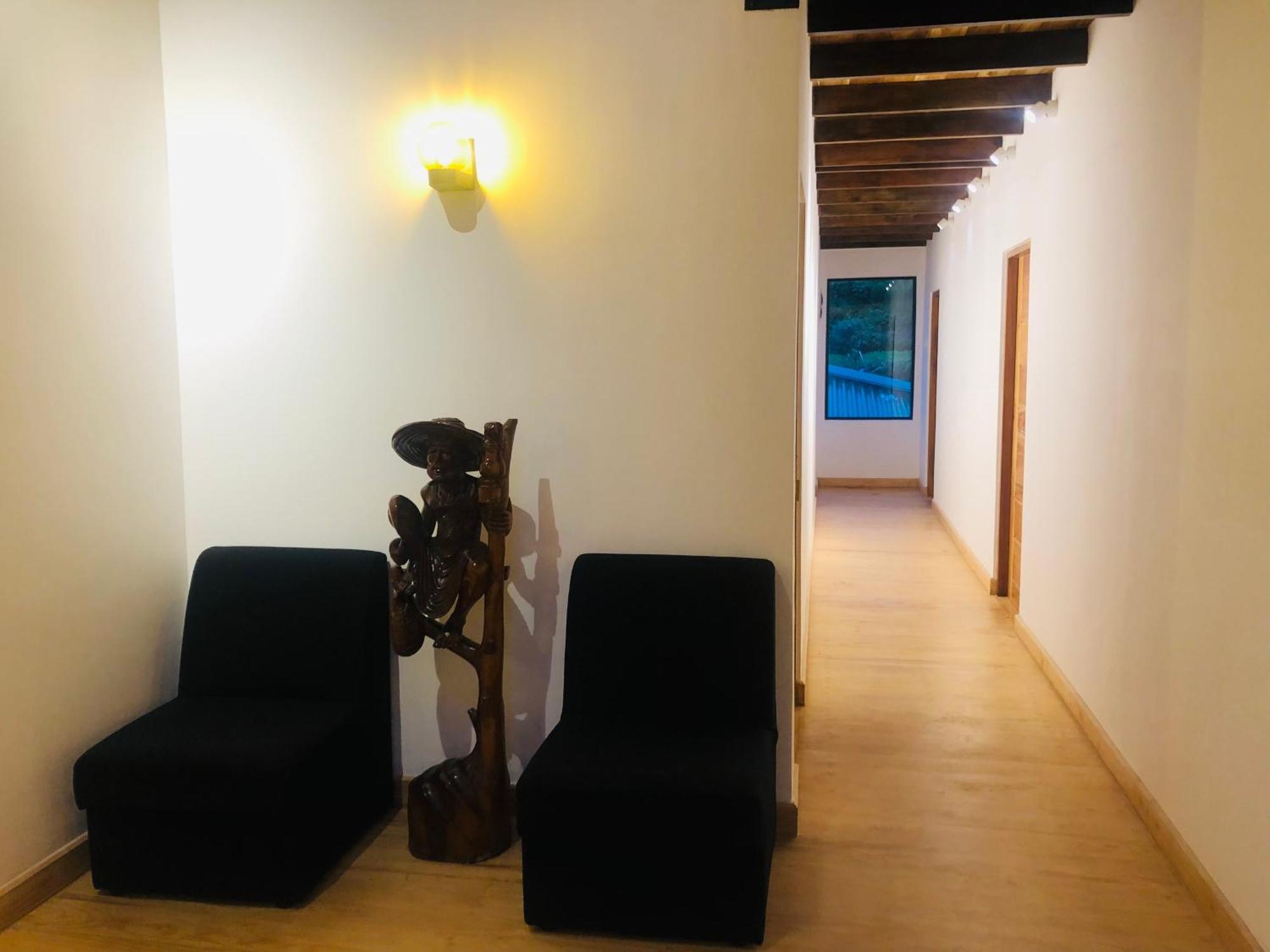 R21 Nuwara Eliya Hotel Buitenkant foto