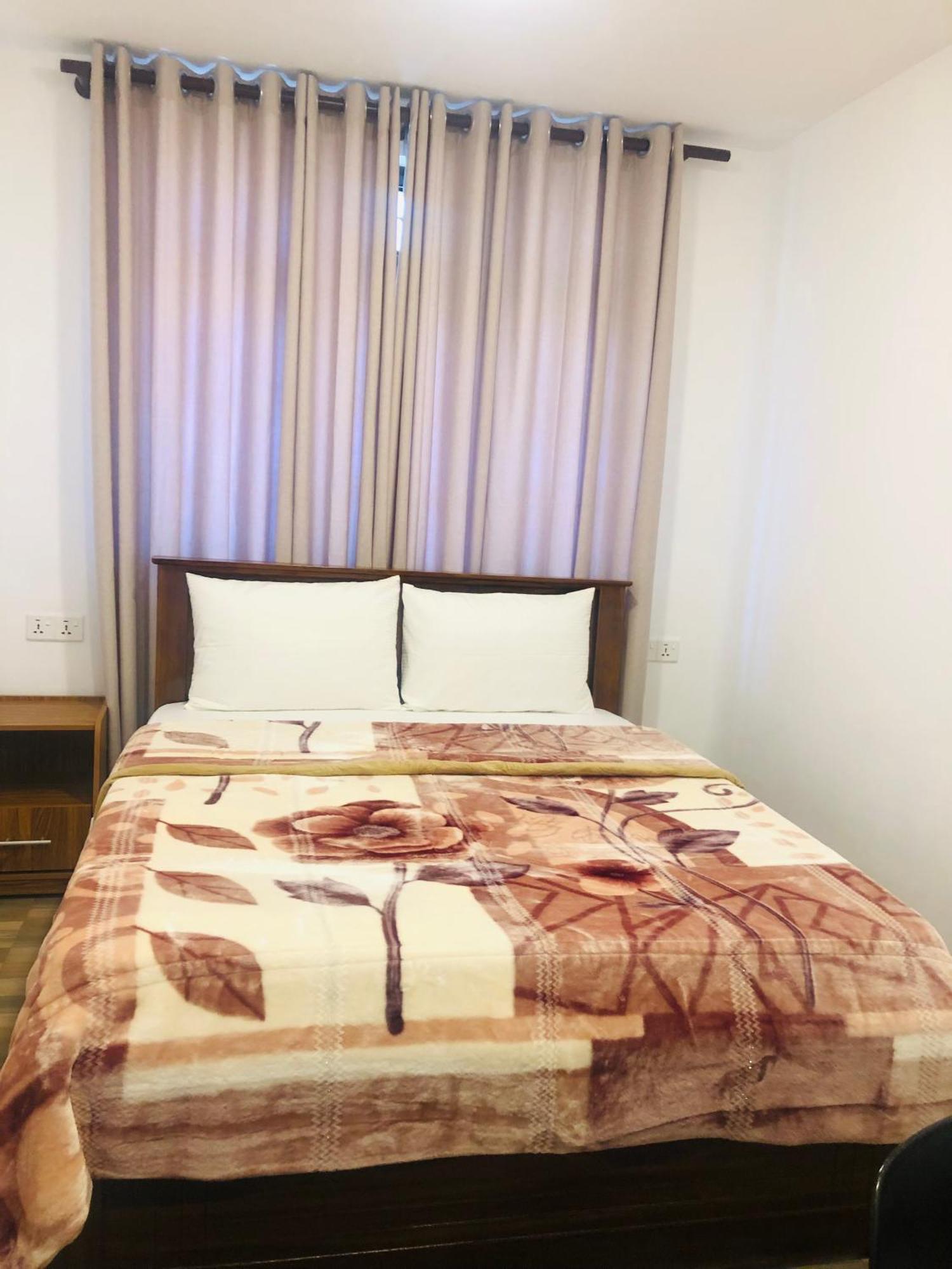 R21 Nuwara Eliya Hotel Buitenkant foto