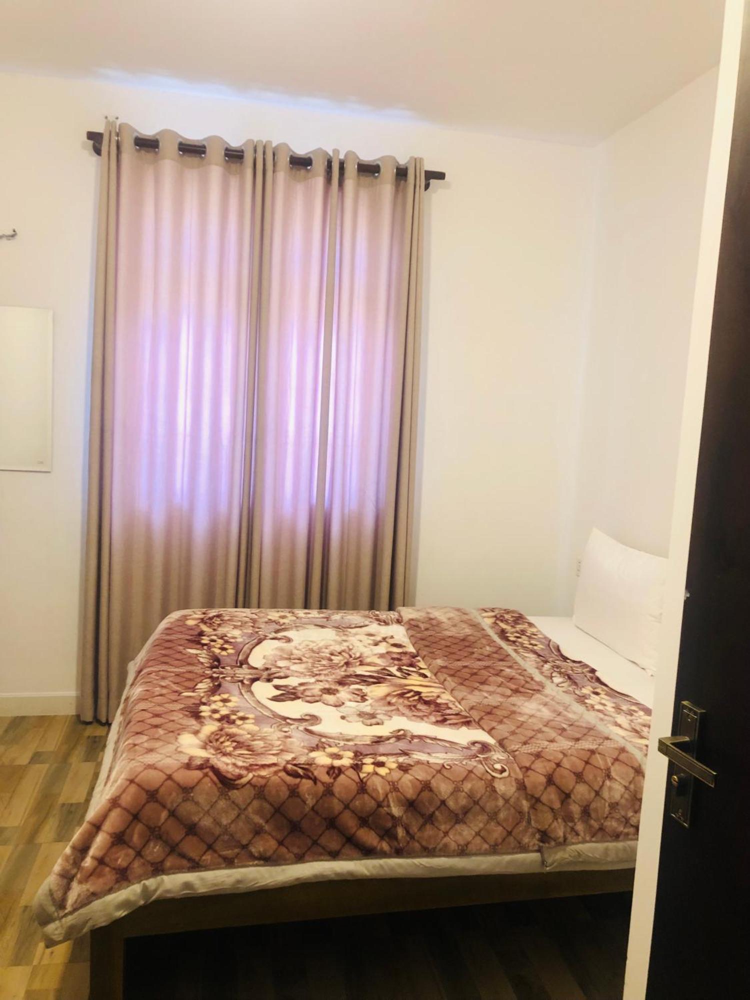 R21 Nuwara Eliya Hotel Buitenkant foto